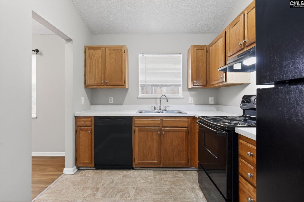 23 Lowescroft Circle Photo 18