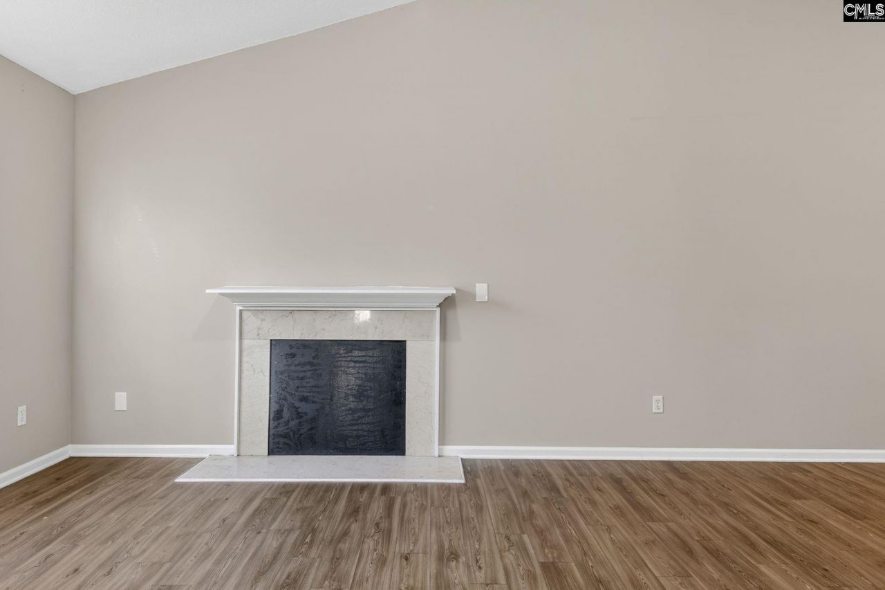 23 Lowescroft Circle Photo 32