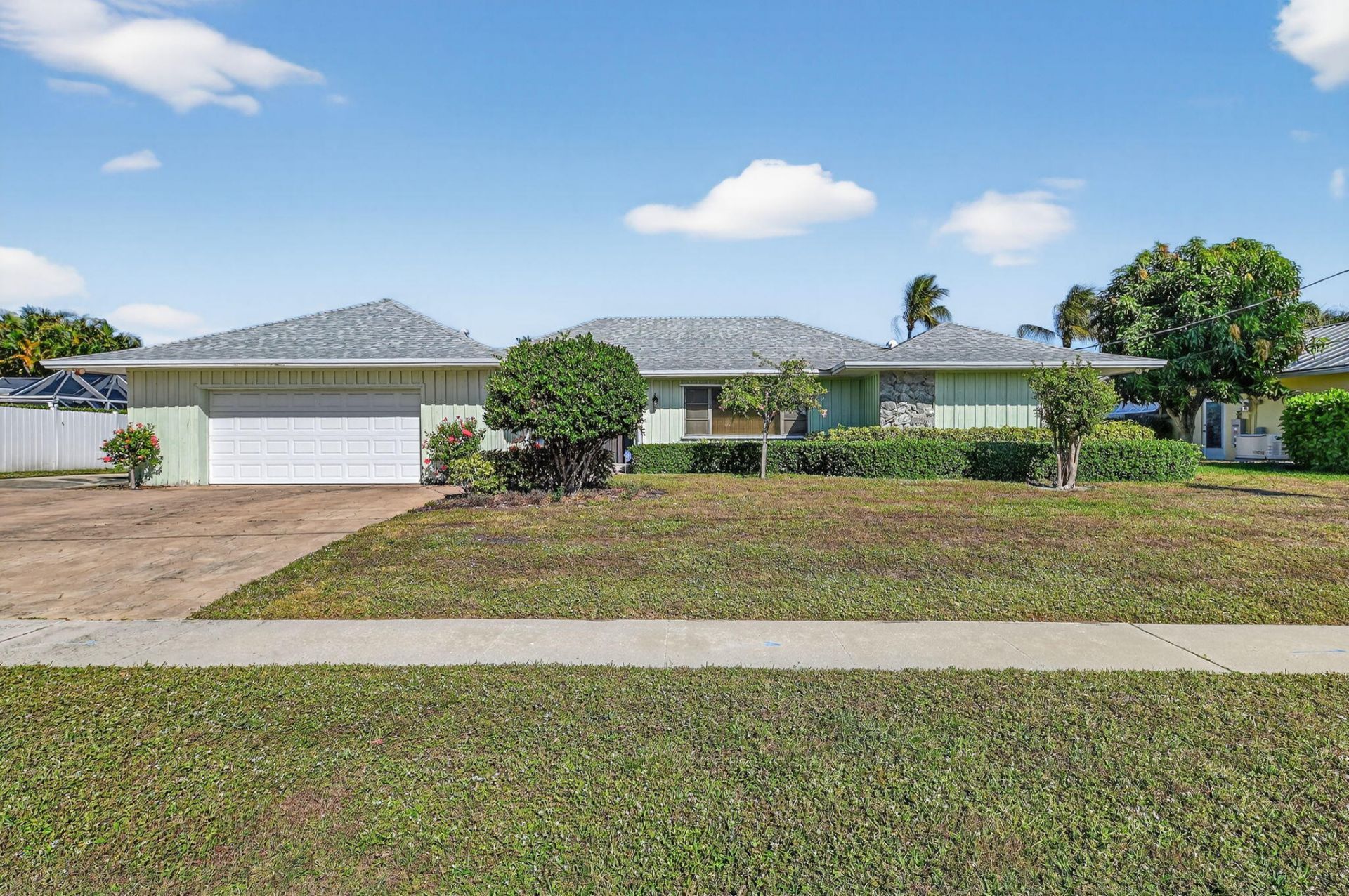 2185 Carib Circle, Palm Beach Gardens, FL 33410 Photo