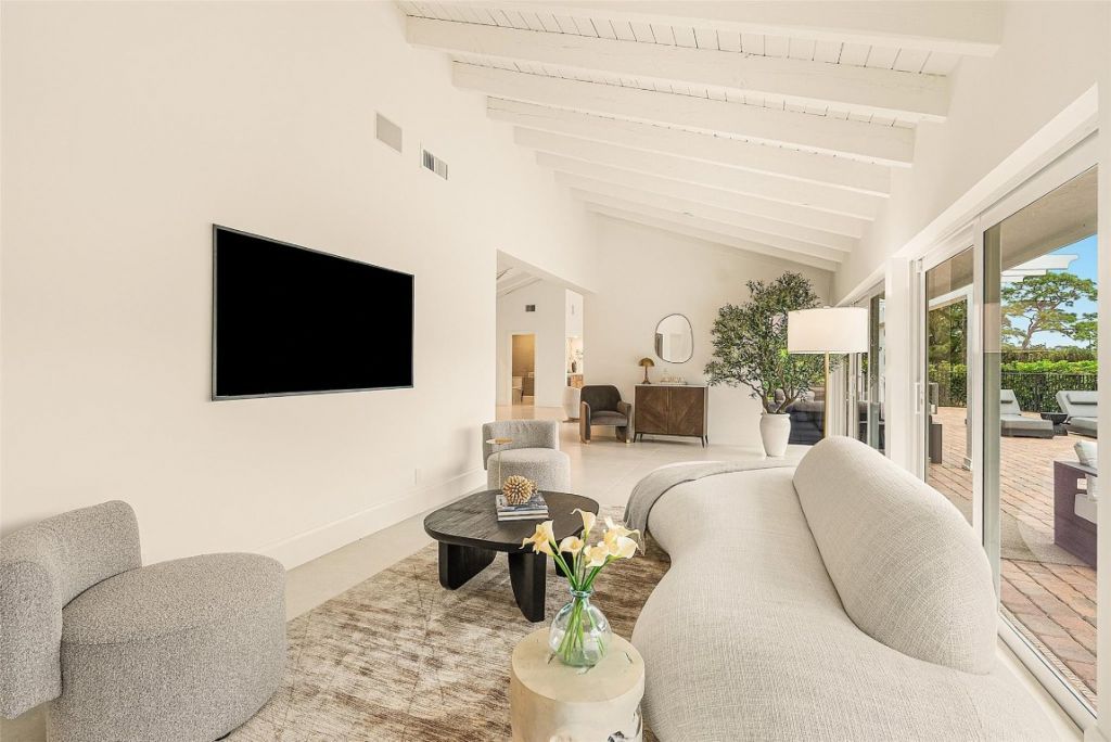 4877 Pineview Circle, Delray Beach, FL 33445 Photo