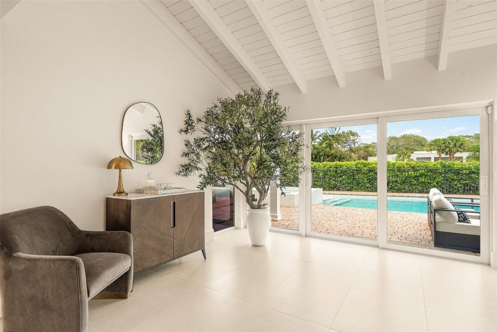 4877 Pineview Circle, Delray Beach, FL 33445 Photo