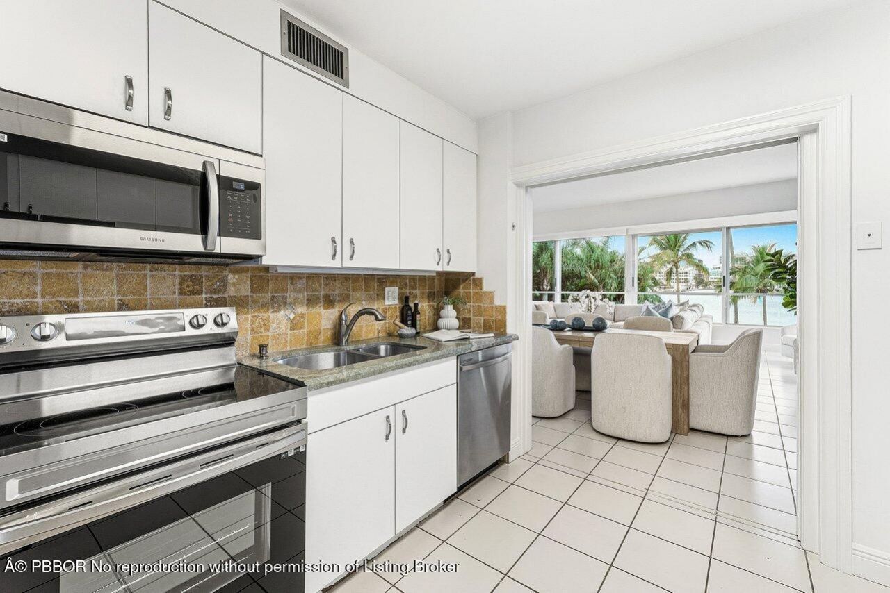 44 Cocoanut Row, Unit 120B, Palm Beach, FL 33480 Photo