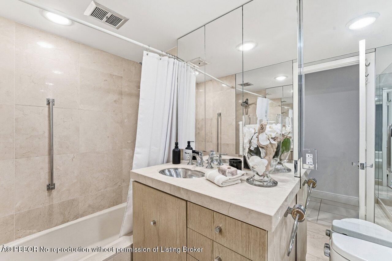 44 Cocoanut Row, Unit 120B, Palm Beach, FL 33480 Photo