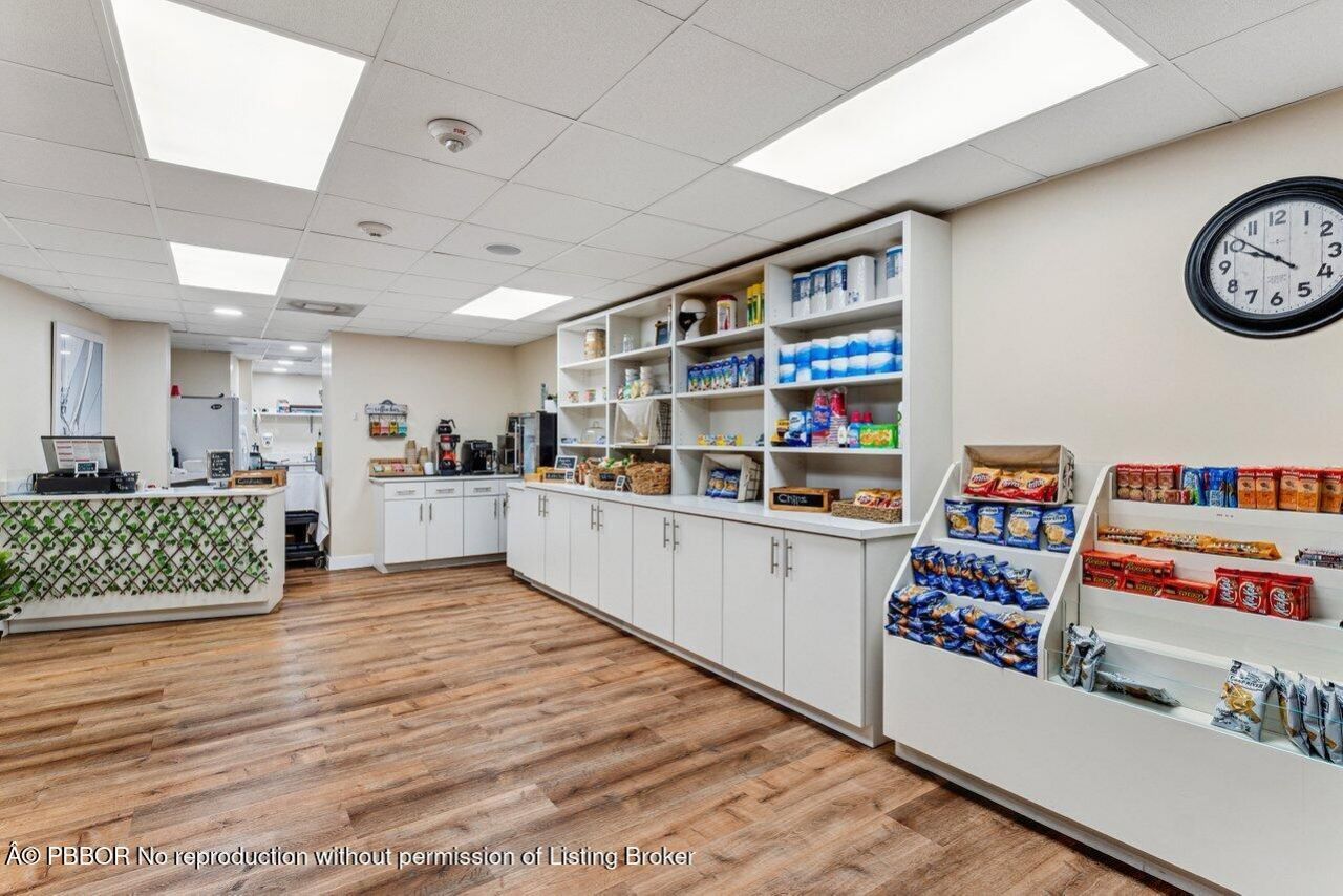44 Cocoanut Row, Unit 120B, Palm Beach, FL 33480 Photo
