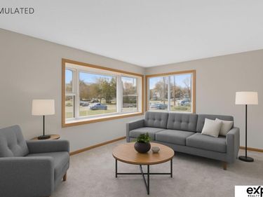 5517 Pioneers Boulevard, Lincoln, NE 68516