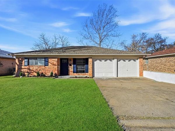 105 N Wood Avenue, Denison, TX 75020