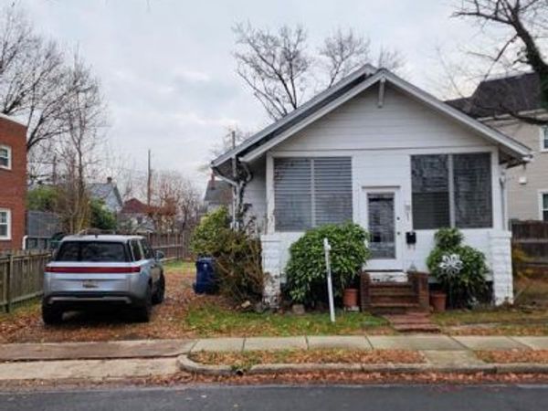 1 E CUSTIS AVENUE, ALEXANDRIA, VA 22301