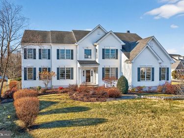 591 ROCKBRIDGE ROAD, NAZARETH, PA 18064