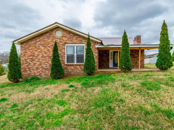 707 Cherokee Trail, Rossville, GA 30741