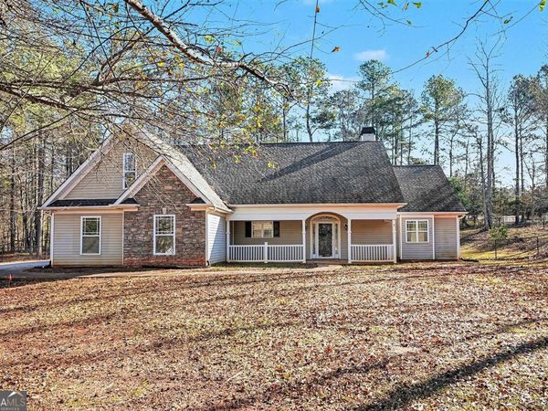 234 Lake Chase Drive N, Griffin, GA 30224