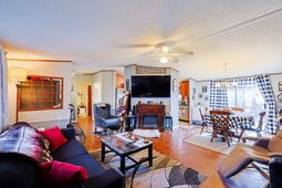 104 Persivant Dr. photo 4