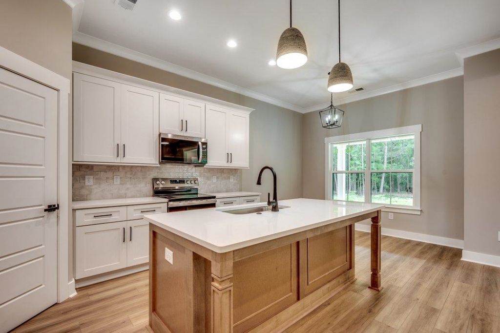 3760 Highway 366 Photo 13