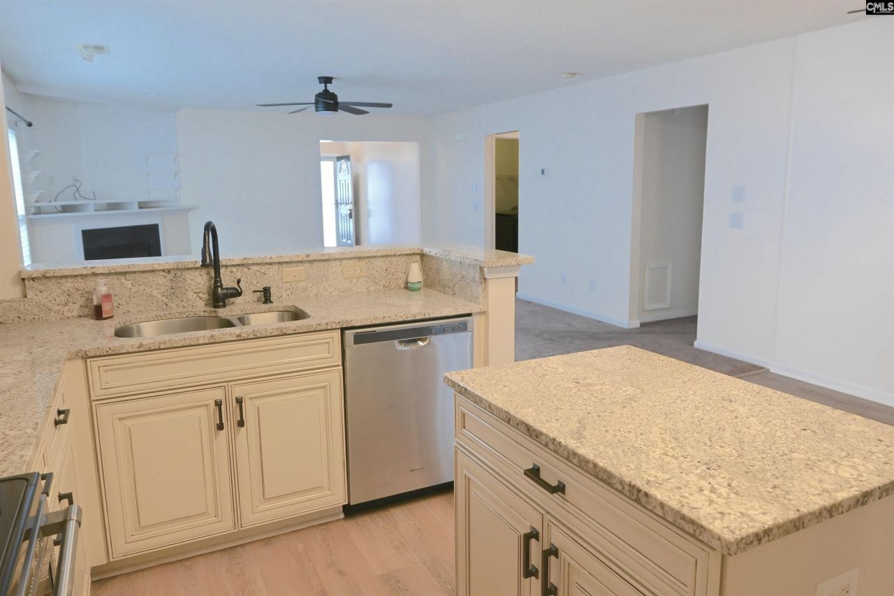 122 Flinchum Place  Photo 9