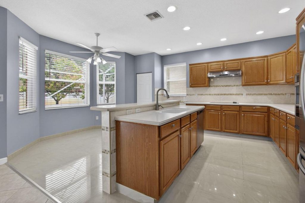 1510 Running Oak Lane, Royal Palm Beach, FL 33411 Photo