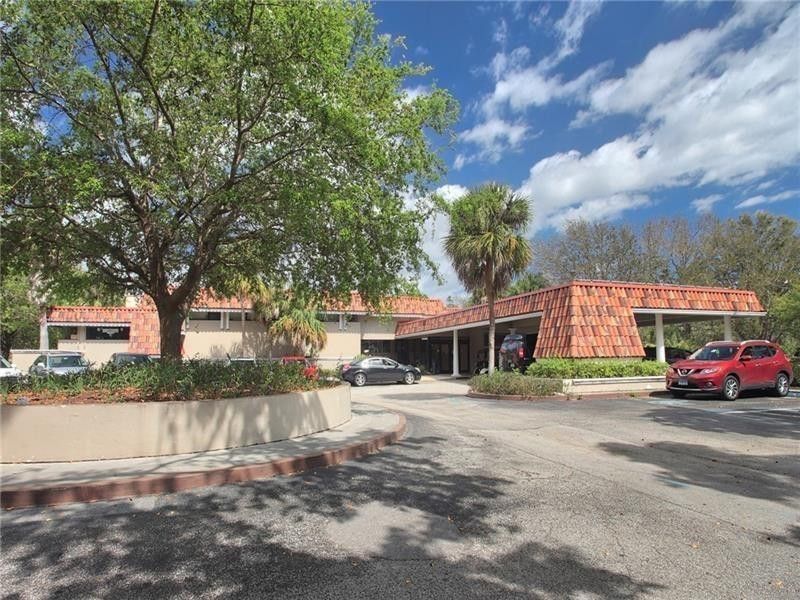 3800 Oaks Clubhouse Drive, Unit 201, Pompano Beach, FL 33069 Photo