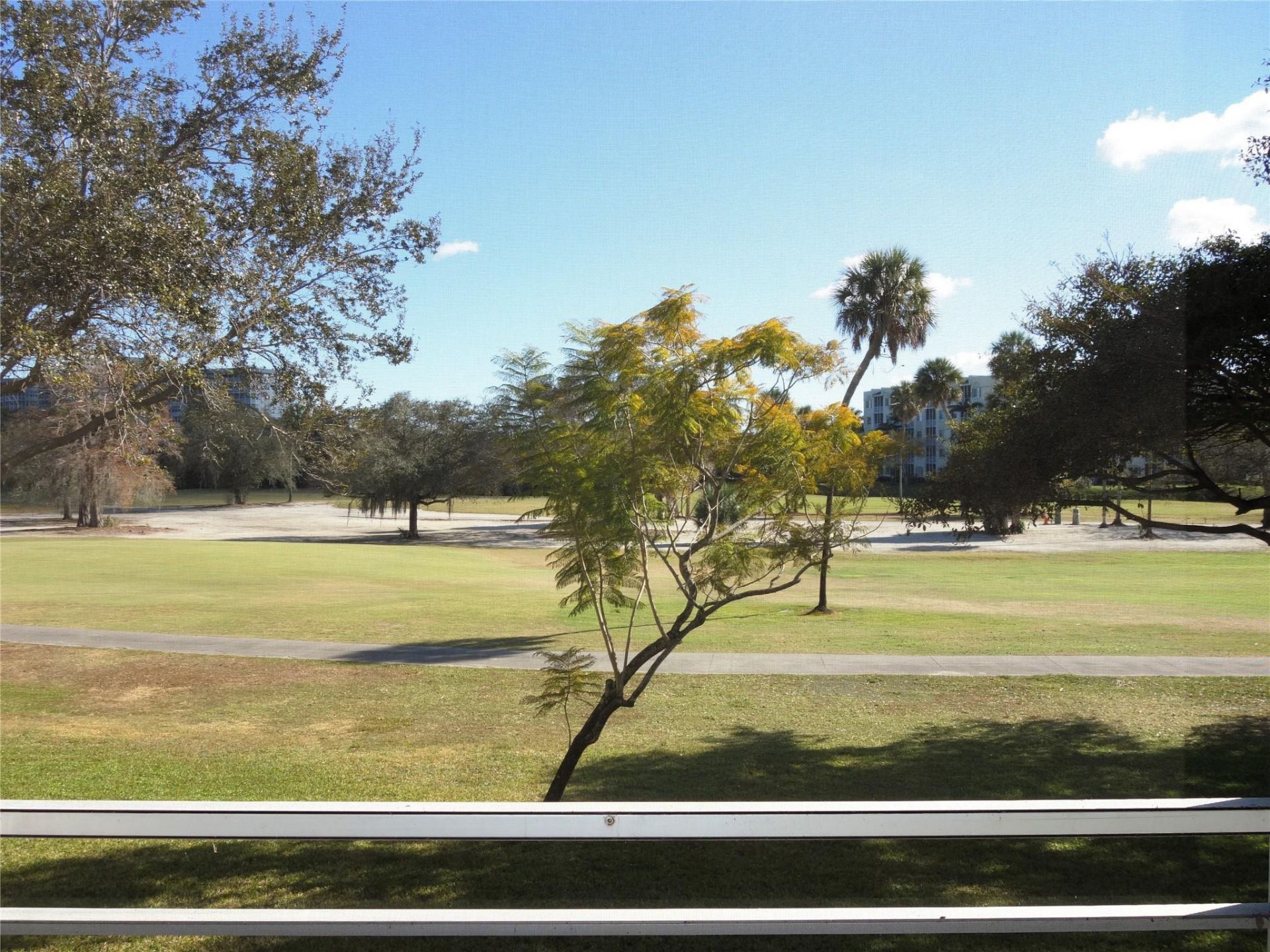 3800 Oaks Clubhouse Drive, Unit 201, Pompano Beach, FL 33069 Photo