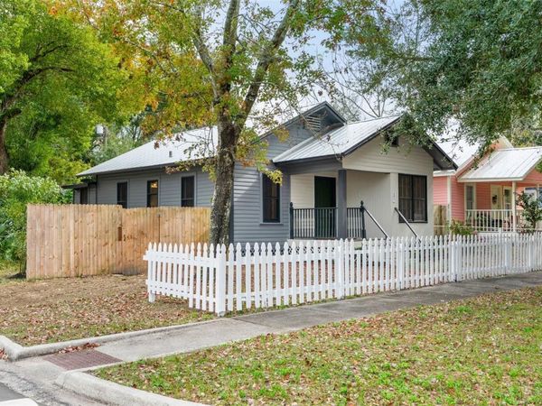 201 S HOLLY AVENUE, SANFORD, FL 32771