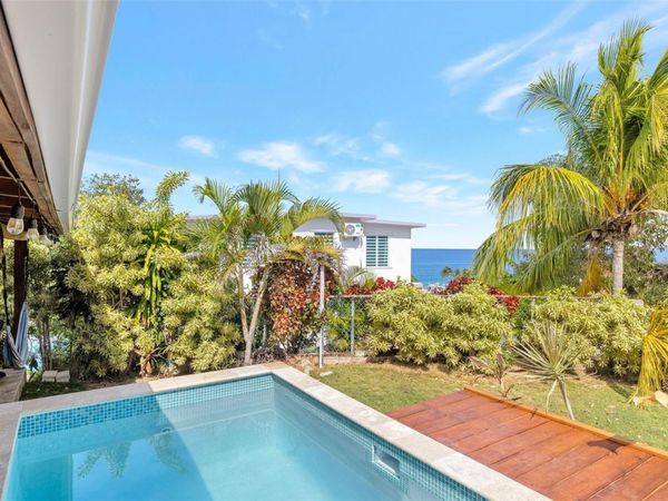 COZY CASITAS-PUNTAS- CALLE VISTA DEL MAR, RINCON, PR 00677