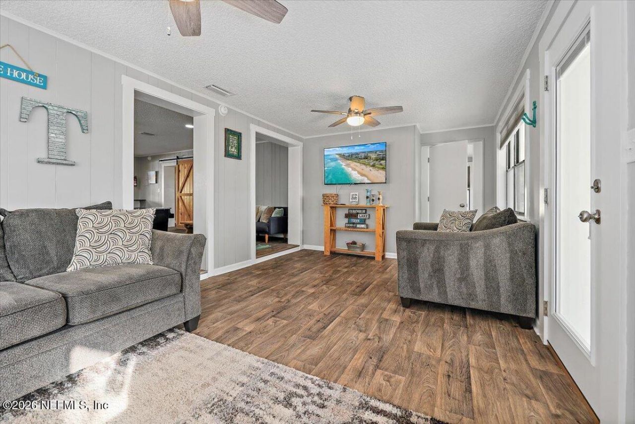 567 W Hillsborough Avenue, Florahome, FL 32140 Photo