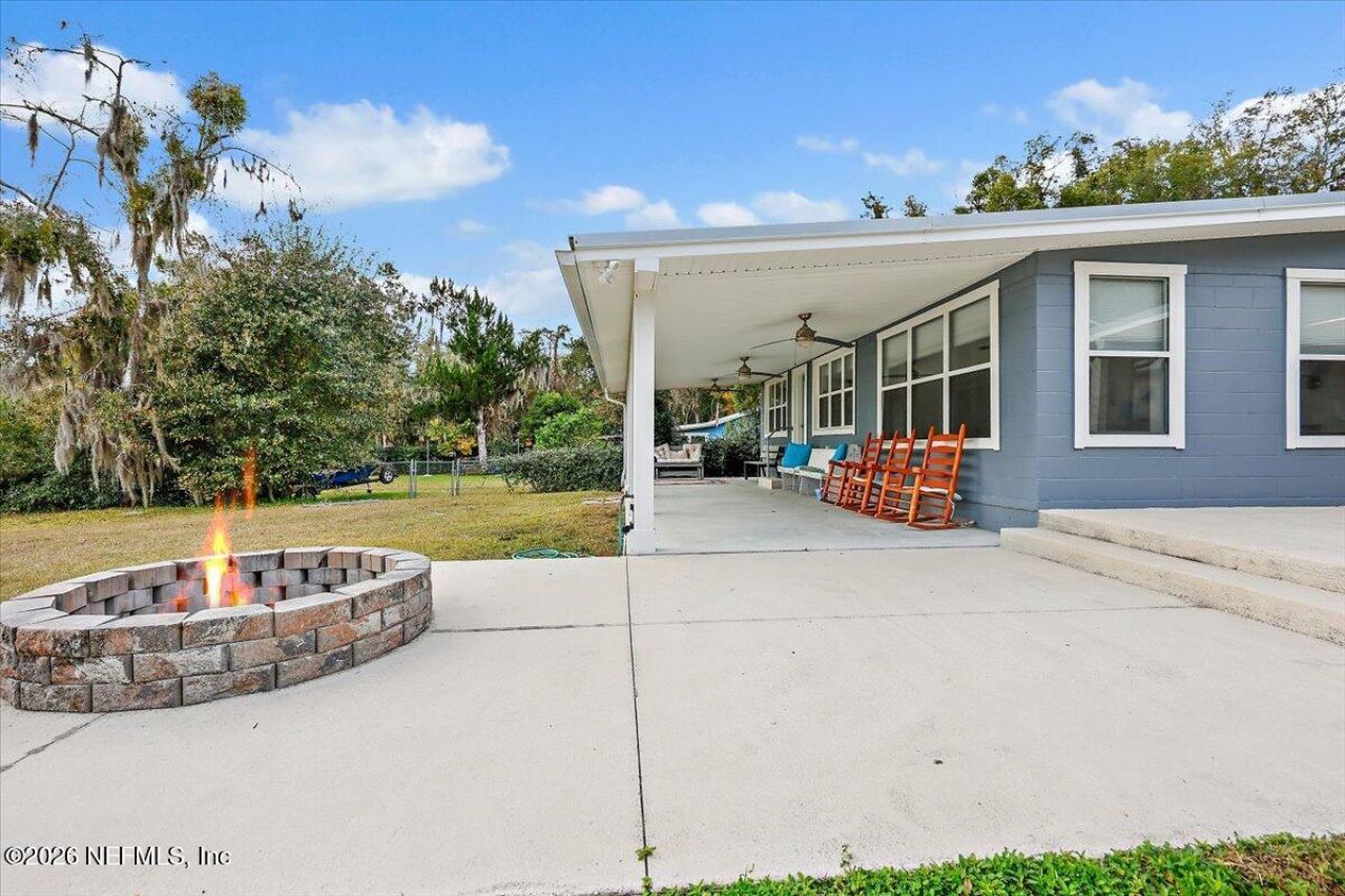 567 W Hillsborough Avenue, Florahome, FL 32140 Photo