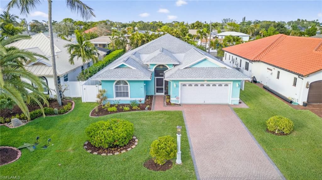 41 4th St, Bonita Springs, FL 34134 Main Photo