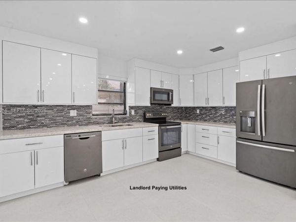 10351 SW 164th St, Miami, FL 33157