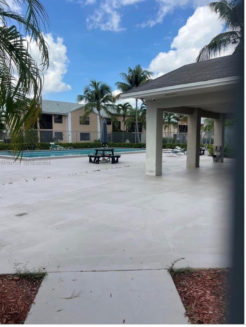 1200 N Liberty Ave , Unit 1200G, Homestead, FL 33034 Photo
