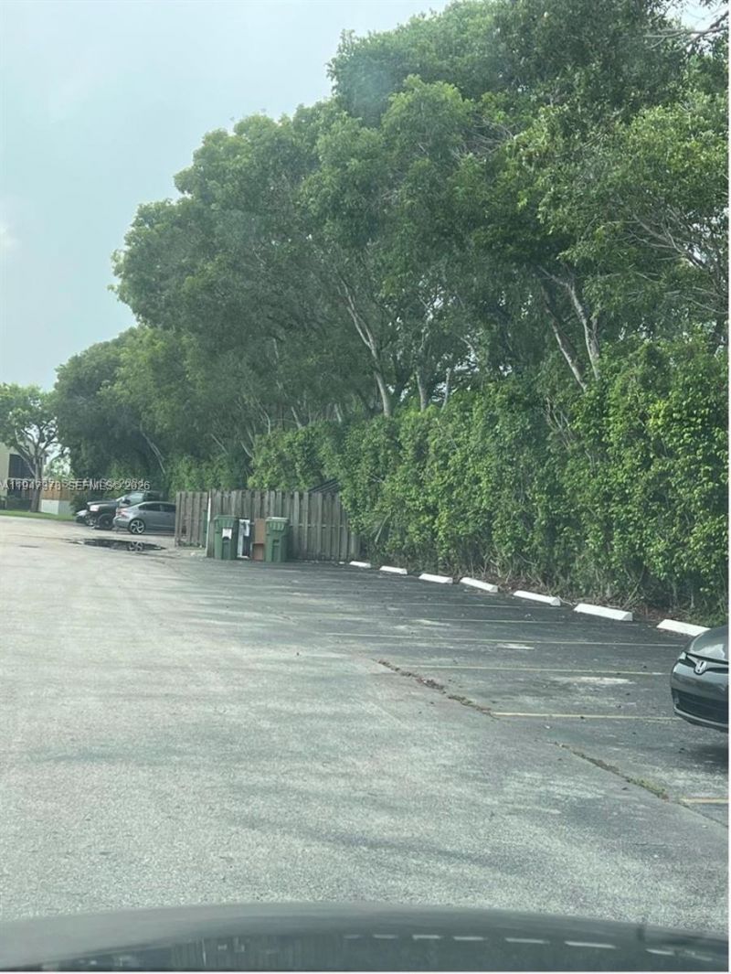 1200 N Liberty Ave , Unit 1200G, Homestead, FL 33034 Photo