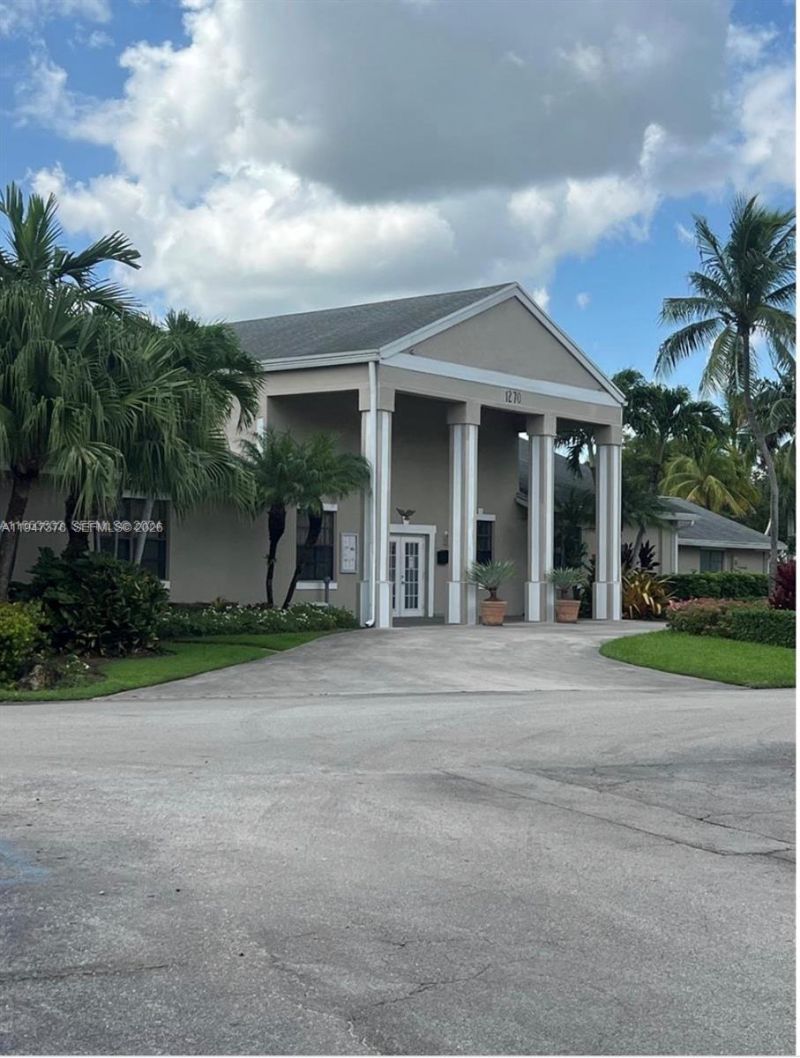 1200 N Liberty Ave , Unit 1200G, Homestead, FL 33034 Photo