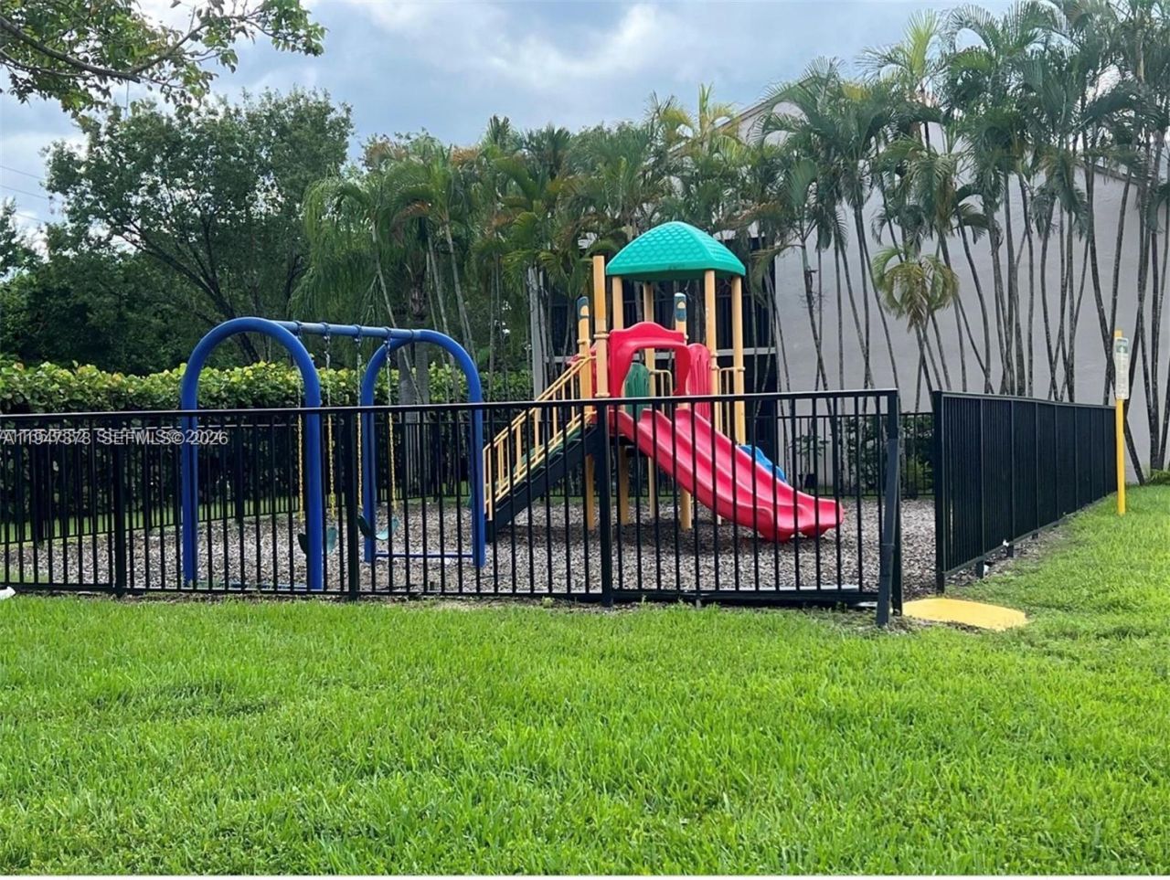 1200 N Liberty Ave , Unit 1200G, Homestead, FL 33034 Photo