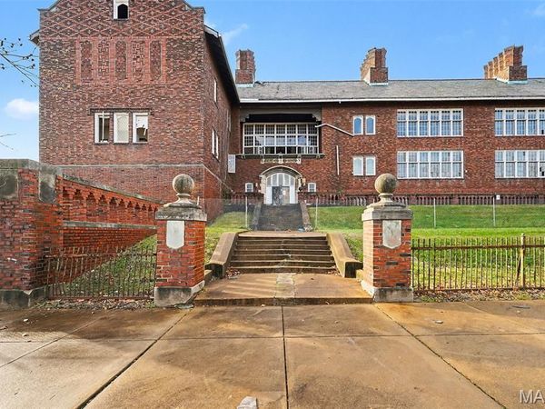 4908 Cote Brilliante Avenue, St Louis, MO 63113