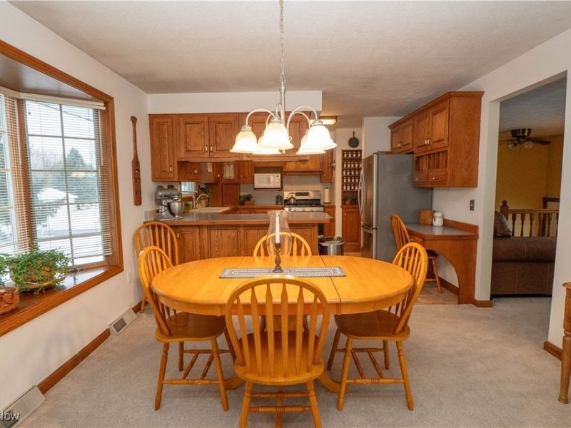 7463 Bentler Avenue NE, Canton, OH 44721 Photo 13