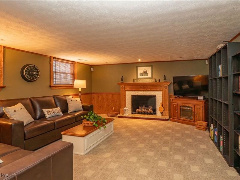 7463 Bentler Avenue NE, Canton, OH 44721 Photo 25