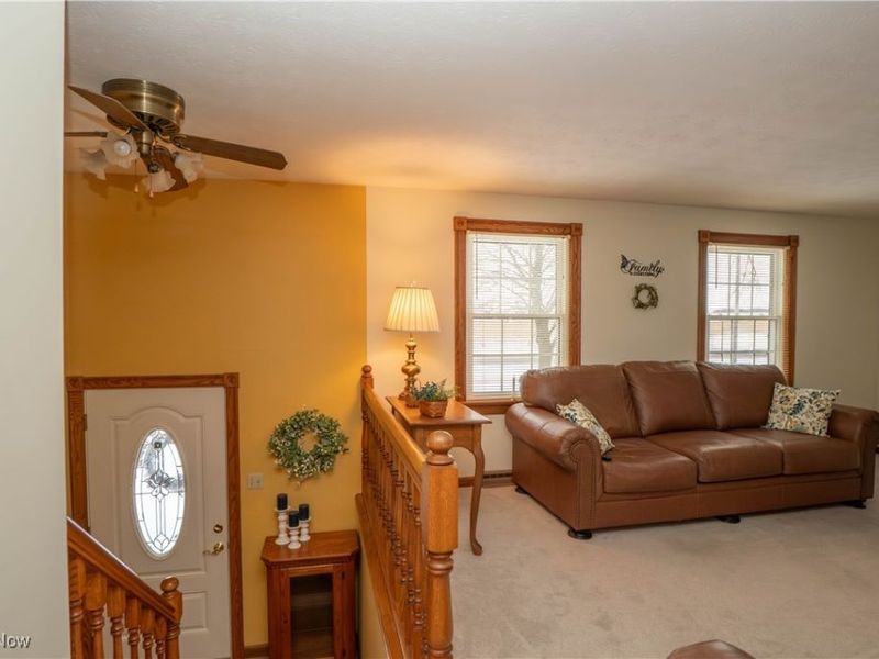 7463 Bentler Avenue NE, Canton, OH 44721 Photo 3