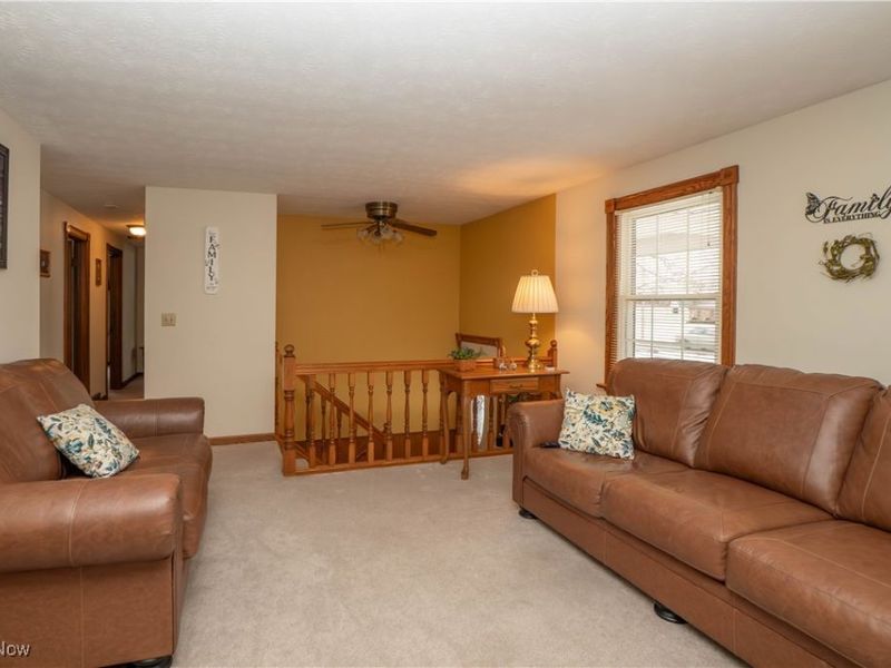 7463 Bentler Avenue NE, Canton, OH 44721 Photo 4