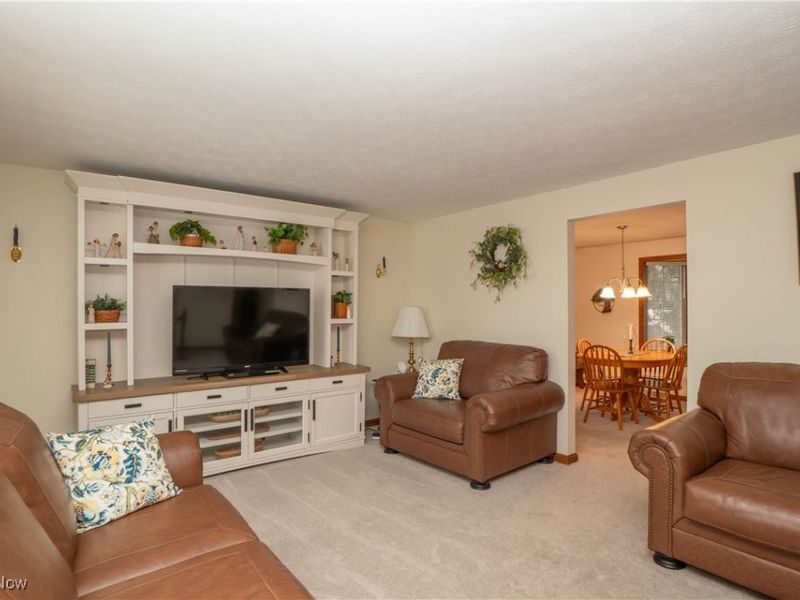 7463 Bentler Avenue NE, Canton, OH 44721 Photo 7