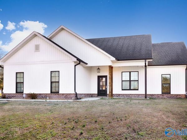 25520 Fairmount Drive, Athens, AL 35613