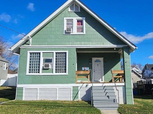 2912 HILLCREST AVENUE, PARKVILLE, MD 21234