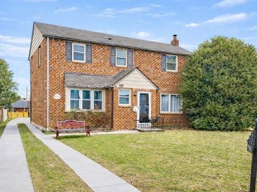 901 COOKE LANE, NORRISTOWN, PA 19401