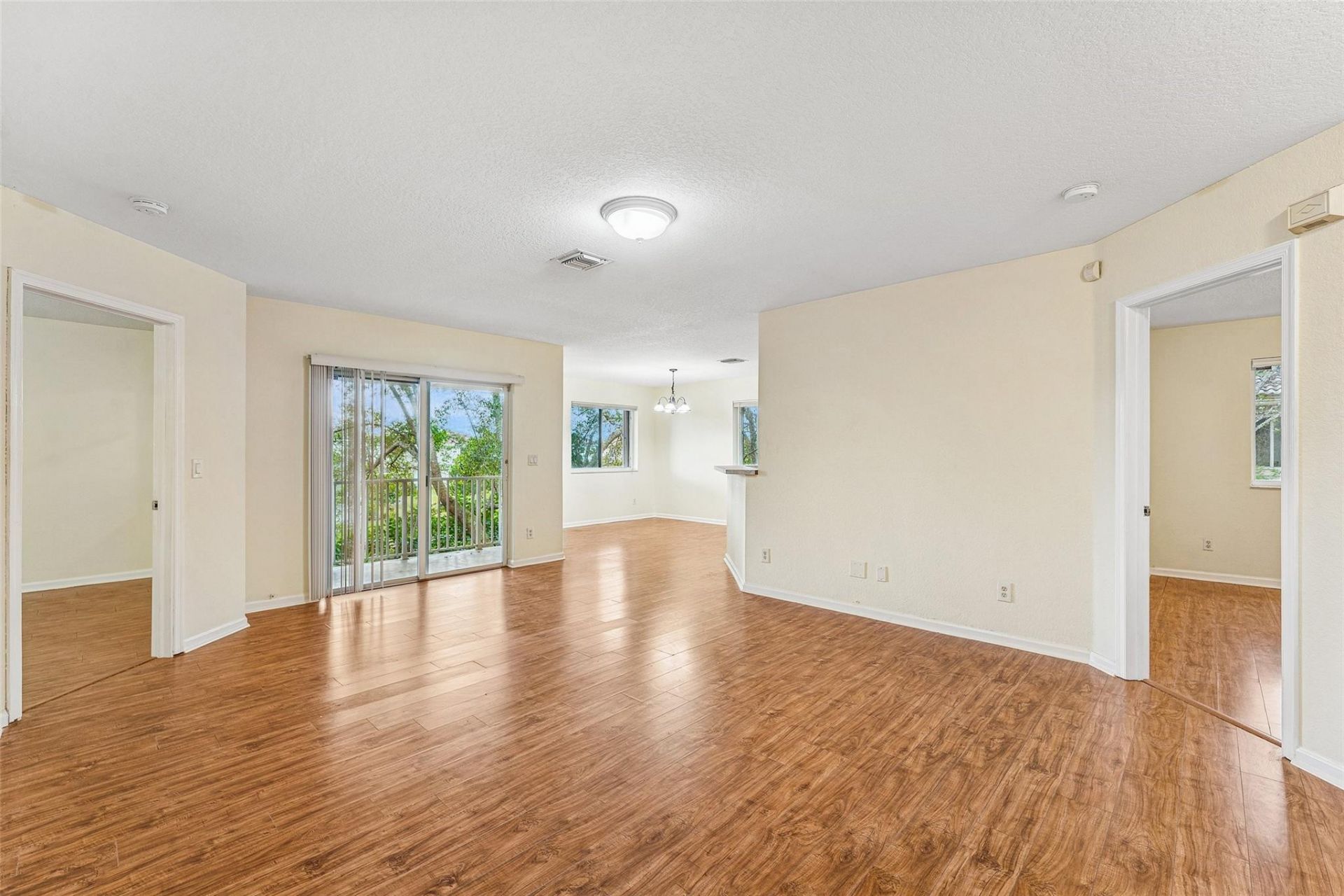 8466 NW 40th Street, Coral Springs, FL 33065 Photo