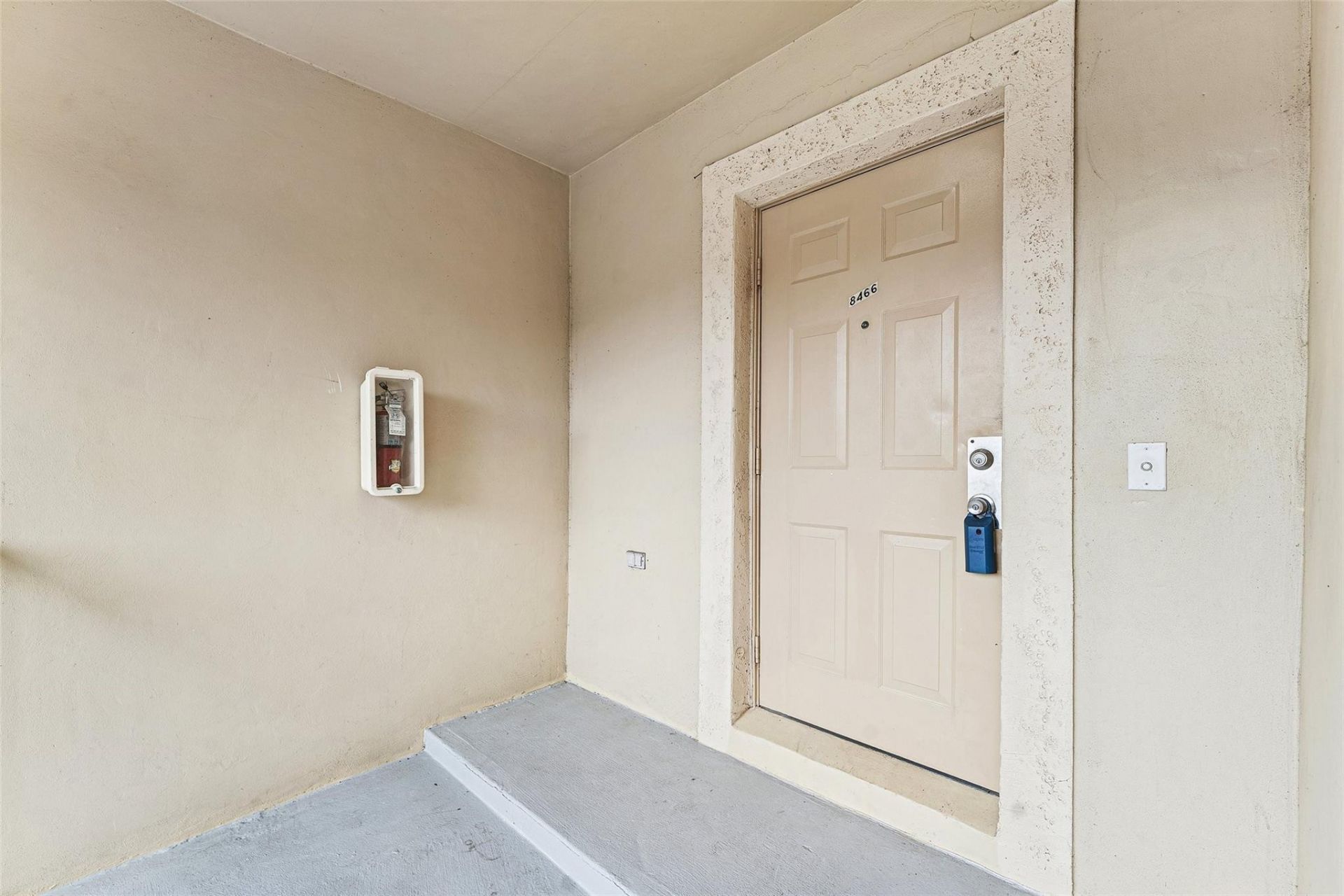 8466 NW 40th Street, Coral Springs, FL 33065 Photo