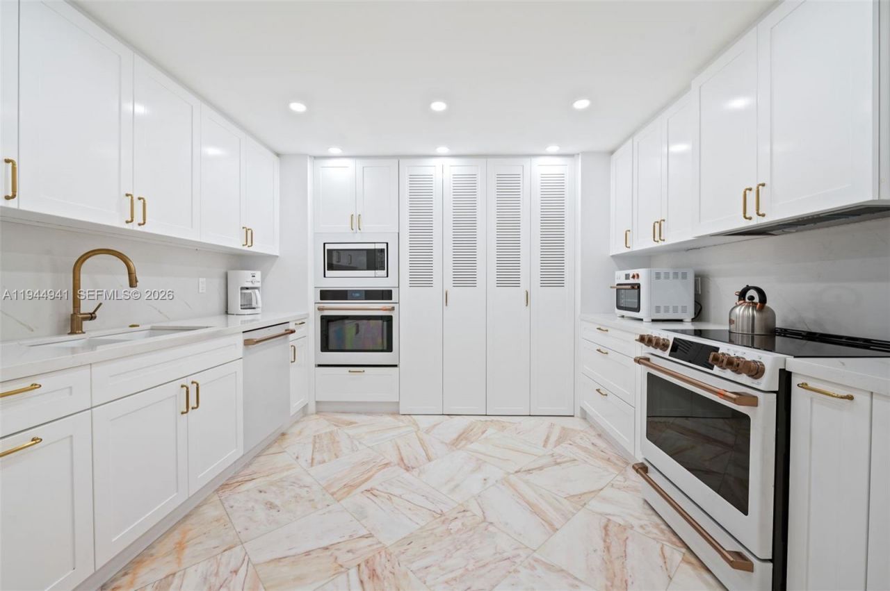 10155 Collins Ave, Unit 604, Bal Harbour, FL 33154 Photo