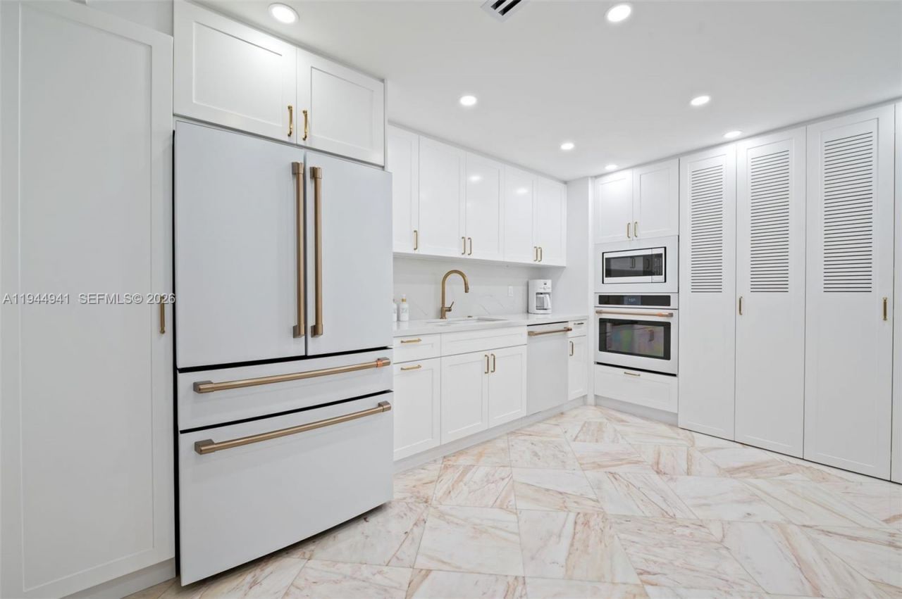 10155 Collins Ave, Unit 604, Bal Harbour, FL 33154 Photo