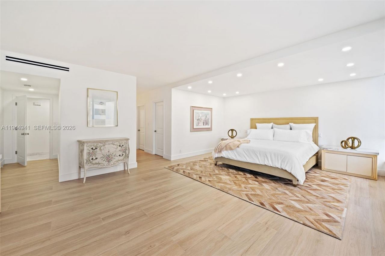 10155 Collins Ave, Unit 604, Bal Harbour, FL 33154 Photo