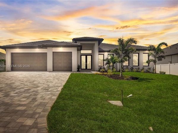 2406 SW 54TH LN, Cape Coral, FL 33914