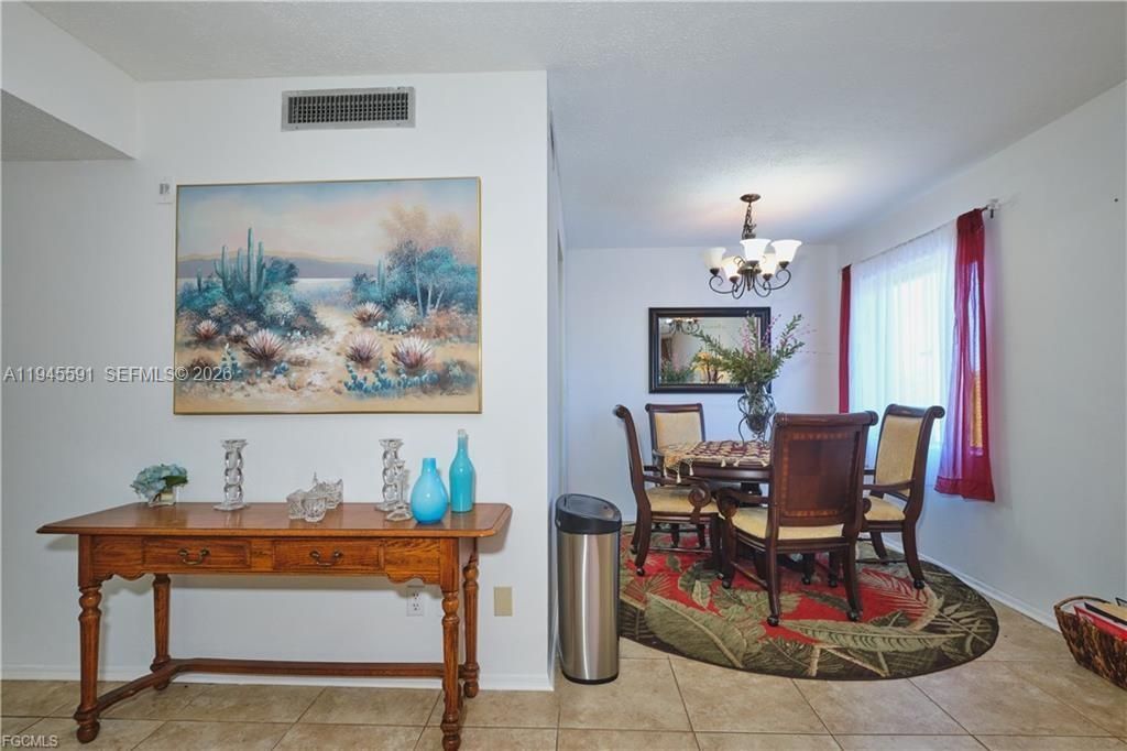 2366 E E Mall Dr , Unit 519, Fort Myers, FL 33901 Photo