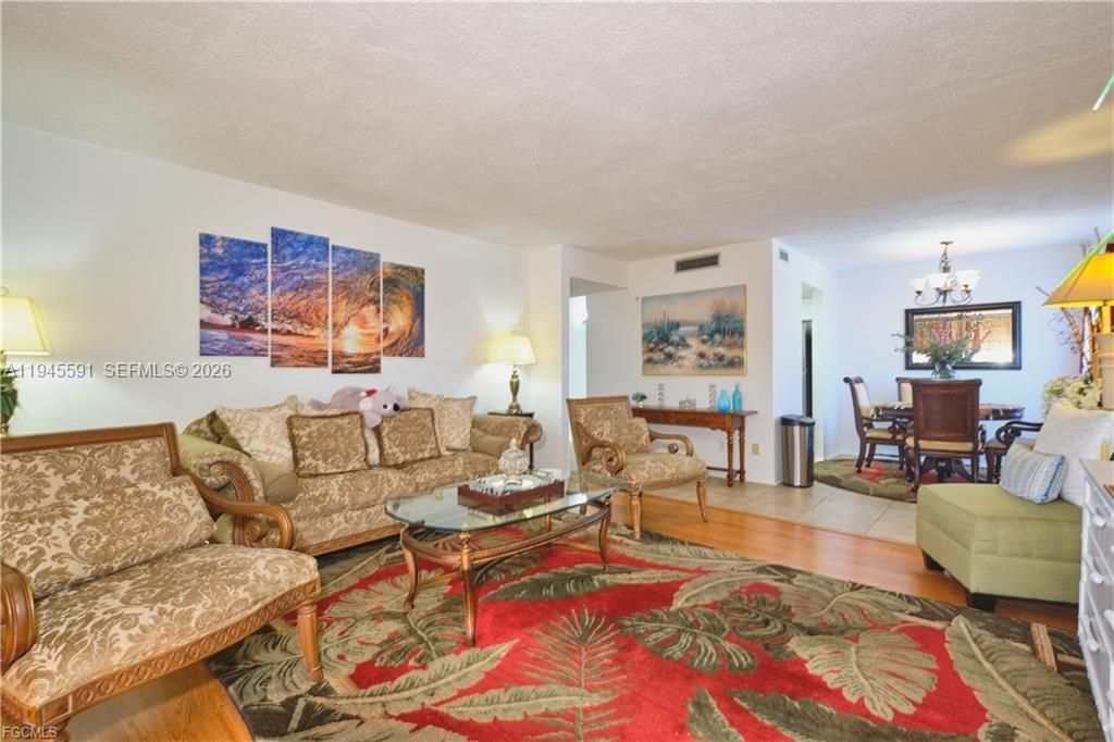 2366 E E Mall Dr , Unit 519, Fort Myers, FL 33901 Photo