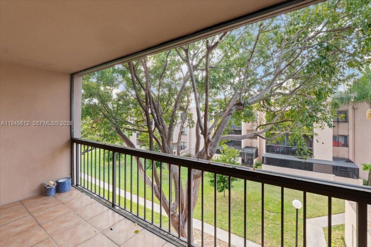 10525 SW 112th Ave , Unit 309, Miami, FL 33176 Photo