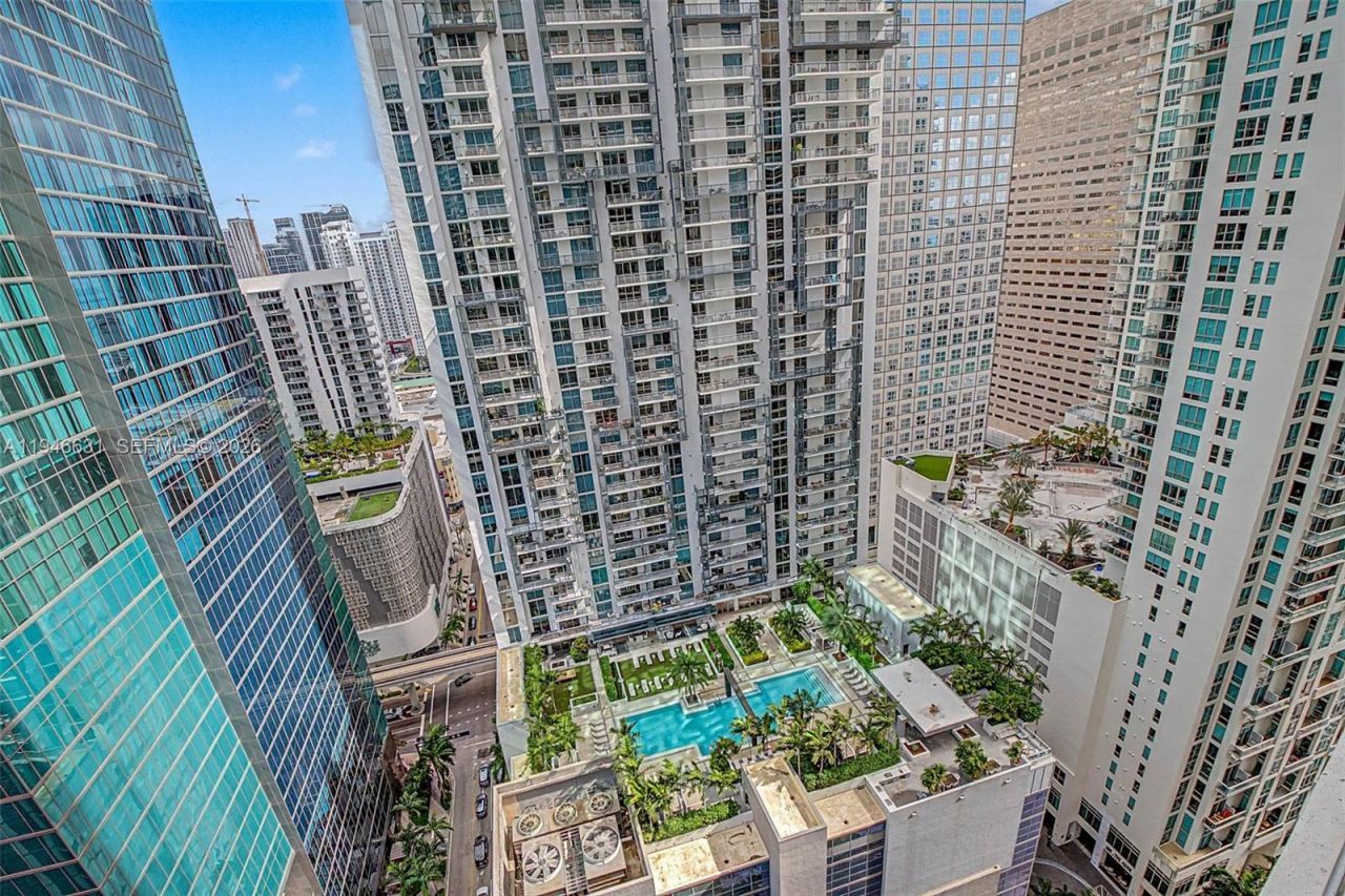300 Biscayne Blvd Way, Unit 2808, Miami, FL 33131 Photo