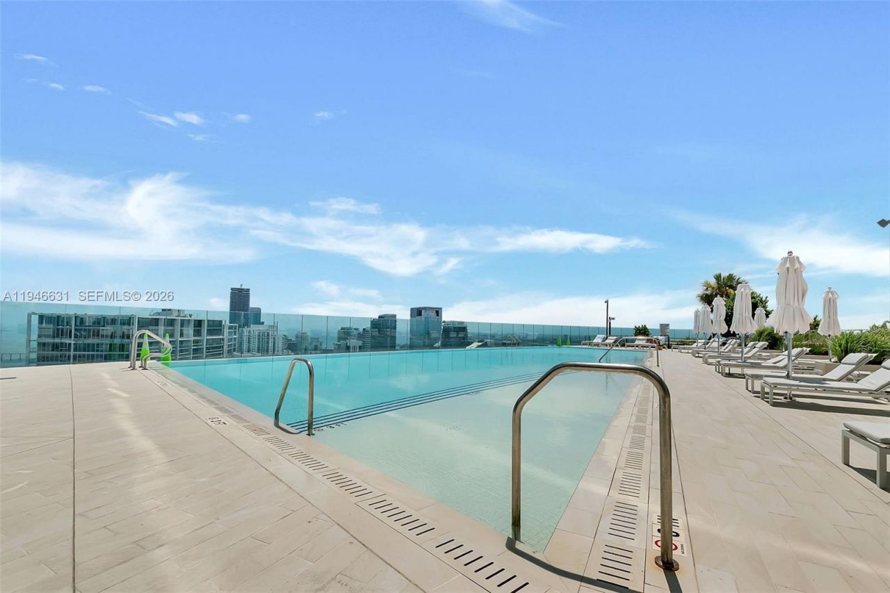 300 Biscayne Blvd Way, Unit 2808, Miami, FL 33131 Photo